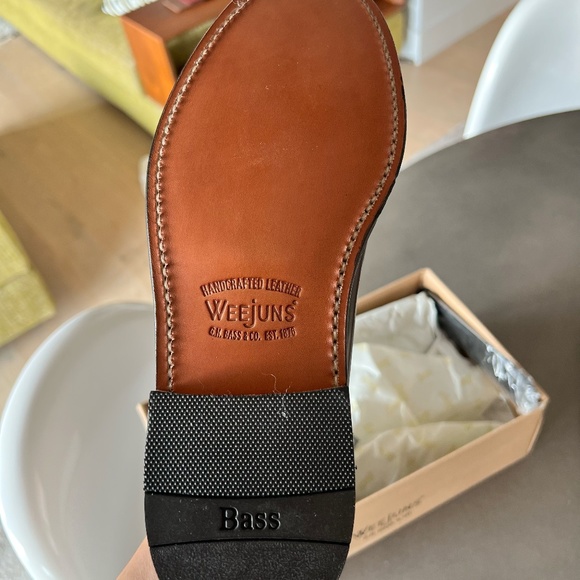 GH Bass Weejuns Penny Loafers with Tassels Size UK 7 MENS - Picture 4 of 5